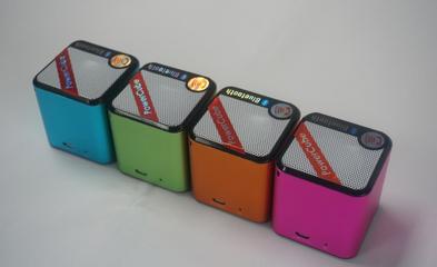 【迷你小四方塊藍(lán)牙音響 藍(lán)牙免提通話 帶FM收音 工廠私模批發(fā)】?jī)r(jià)格_廠家_圖片 -